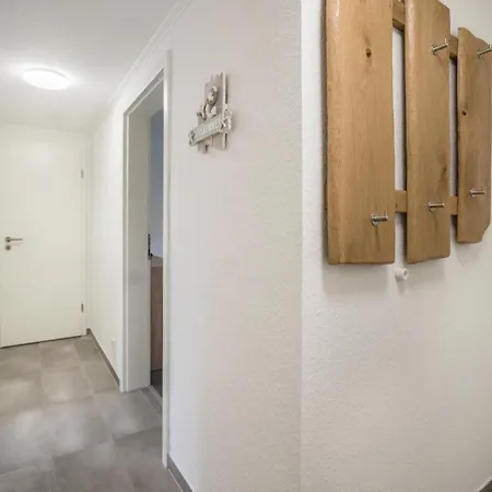 Ferienwohnung 9 Und 40 Thunum Экстерьер фото